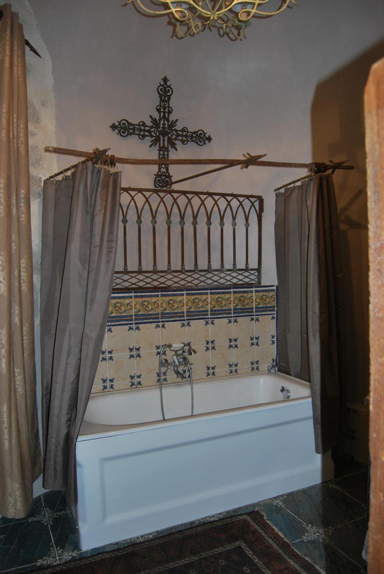 Chateau De Chantelauze Olliergues Kamer foto